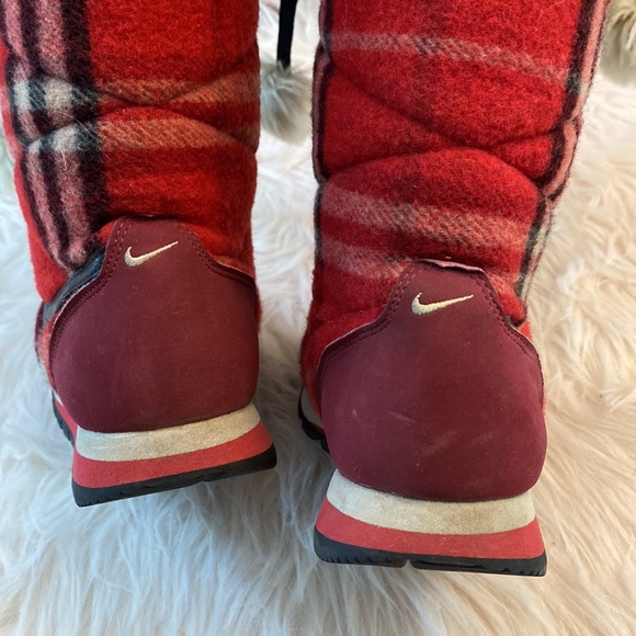 Nike Hi3 Plaid Winter Snow Boots, Size 5 - Picture 11 of 16
